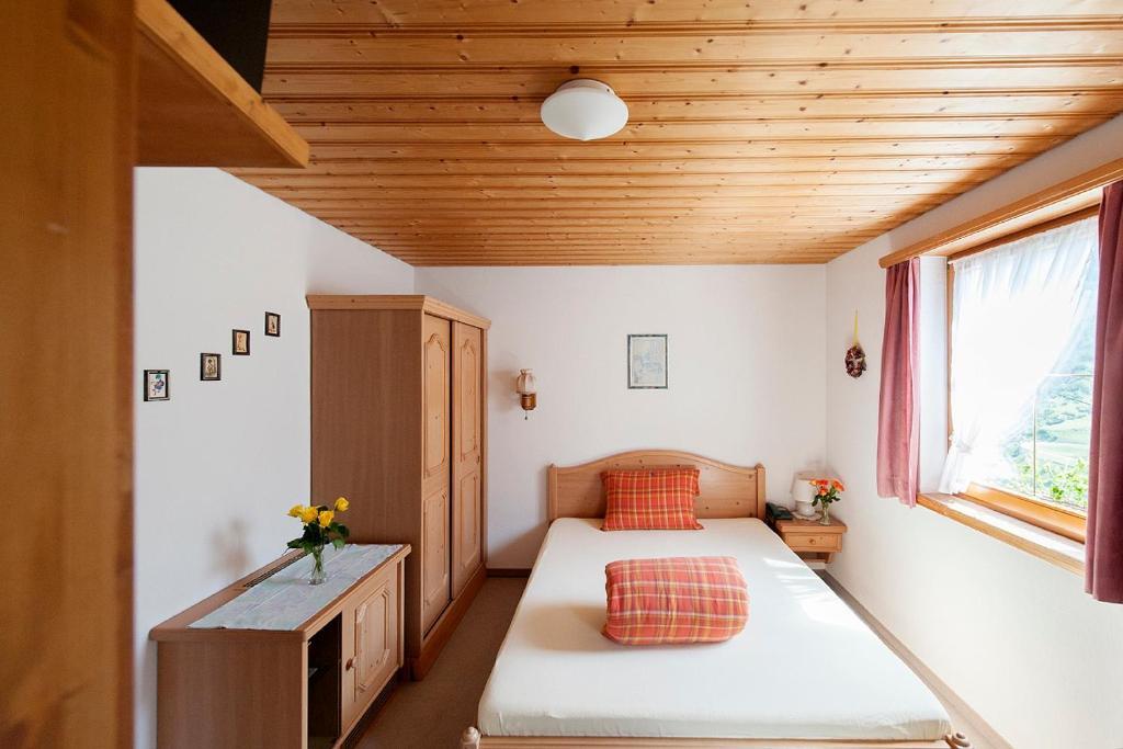 Hotel Cuntera Curaglia Bilik gambar