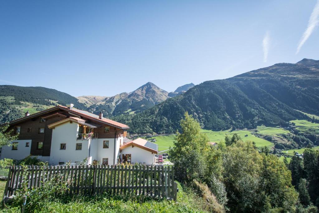 Hotel Cuntera Curaglia Luaran gambar