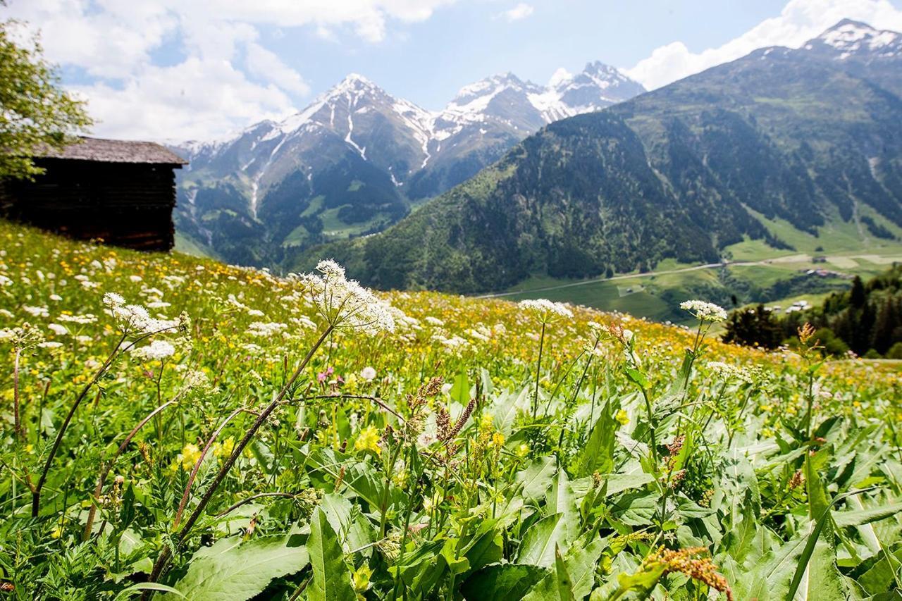 Hotel Cuntera Curaglia Luaran gambar